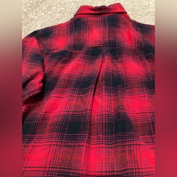 Women American eagle long sleeve button up collar plaid flannel shirt red black - Picture 7 of 11